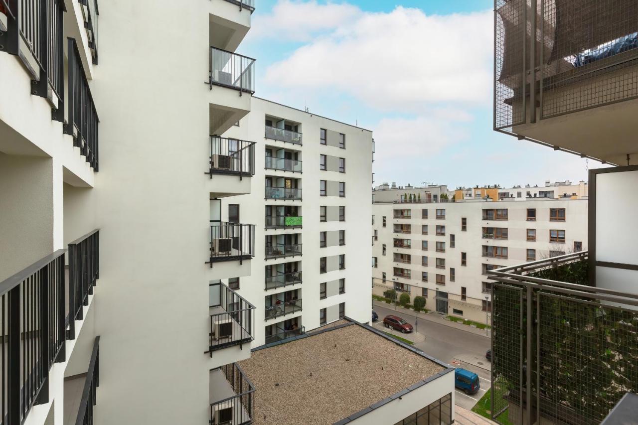 Wolska Residence Apartments With Parking By Noclegi Renters Varsovie Extérieur photo
